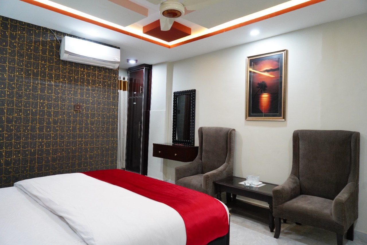 WhatsApp Image 2025-09-02 at 5.24.34 PM (4)